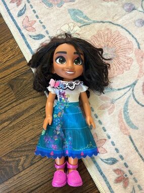 Encanto Big Doll